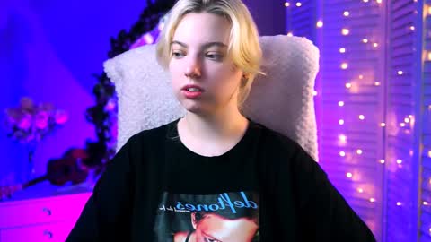 Snapshot of _rockstone_ chatting on 01-21-25, 04:21 Rock stone online show from 01-21-25, 04:21