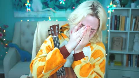 Snapshot of _rockstone_ chatting on 01-24-25, 07:08 Rock stone online show from 01-24-25, 07:08