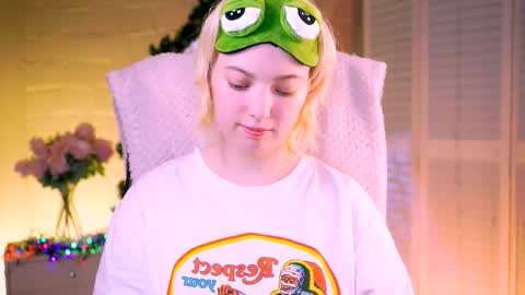 Snapshot of _rockstone_ chatting on 01-26-25, 10:23 Rock stone online show from 01-26-25, 10:23