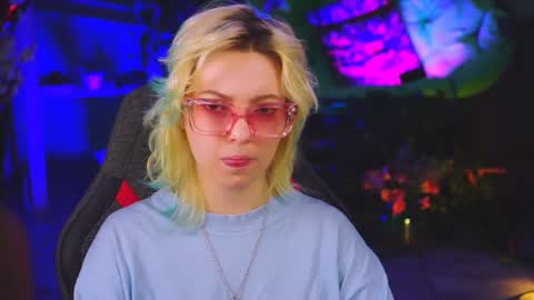 Snapshot of _rockstone_ chatting on 02-19-25, 07:28 Rock stone online show from 02-19-25, 07:28