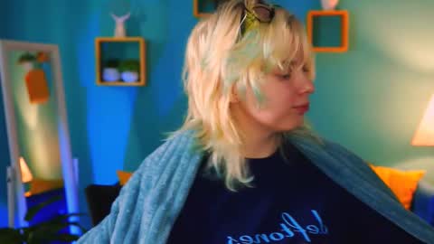 Snapshot of _rockstone_ chatting on 02-24-25, 10:26 Rock stone online show from 02-24-25, 10:26