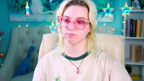 Snapshot of _rockstone_ chatting on 03-08-25, 10:32 Rock stone online show from 03-08-25, 10:32