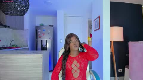 Snapshot of _samylove_ chatting on 10-08-25, 04:48 Sammy online show from 10-08-25, 04:48