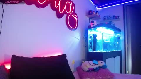  SantaLove  online show from 12-05-24, 01:25