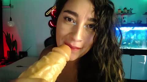  SantaLove  online show from 01-11-25, 10:29