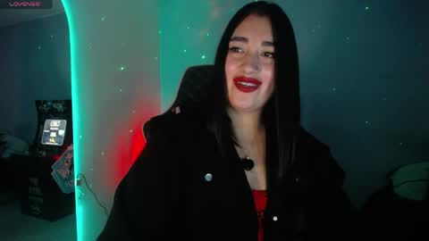  SantaLove  online show from 04-17-26, 08:23