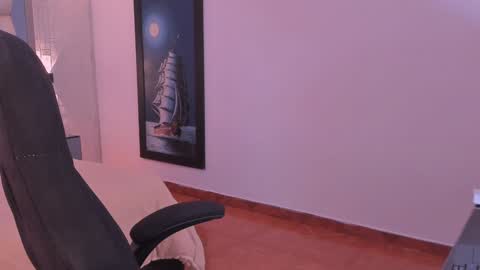 Snapshot of _saragarcia_ chatting on 01-15-25, 05:58 Sara online show from 01-15-25, 05:58