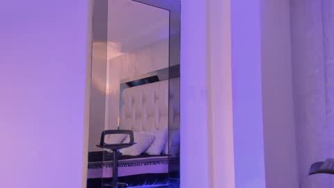 Snapshot of _saragarcia_ chatting on 01-27-25, 02:46 Sara online show from 01-27-25, 02:46