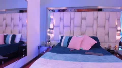 Snapshot of _saragarcia_ chatting on 01-28-25, 05:11 Sara online show from 01-28-25, 05:11