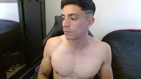 Snapshot of _schnnneider_ chatting on 09-12-25, 04:07 SCHNEIDER online show from 09-12-25, 04:07