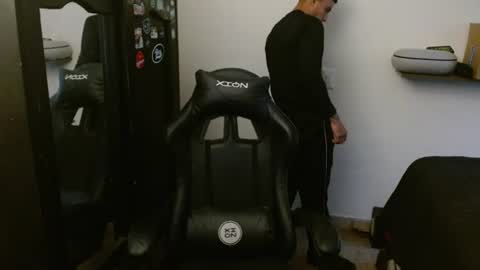 Snapshot of _schnnneider_ chatting on 06-19-26, 09:51 SCHNEIDER online show from 06-19-26, 09:51