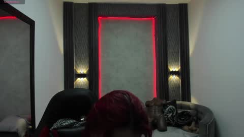 Selene online show from 03-04-25, 01:28