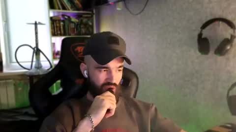 Ask me online show from 06-24-26, 06:40