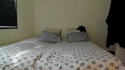 Snapshot of _sexy_star_ chatting on 12-23-24, 06:27 E T H A N S T A R online show from 12-23-24, 06:27