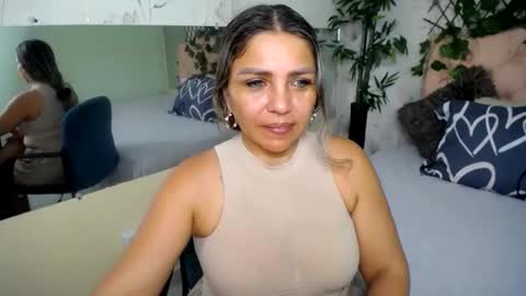 Snapshot of _sexyredhead_ chatting on 05-18-26, 04:02 KATA online show from 05-18-26, 04:02