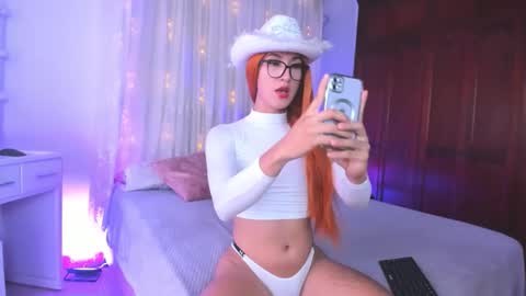 Shsntal online show from 10-16-25, 02:29