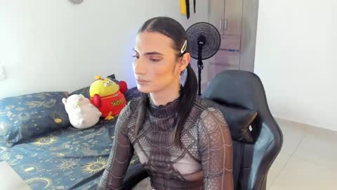 Shantall online show from 05-17-26, 03:48