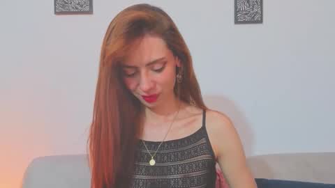 Snapshot of _silvia_vega_ chatting on 05-10-26, 02:17 _silvia_vega_ online show from 05-10-26, 02:17
