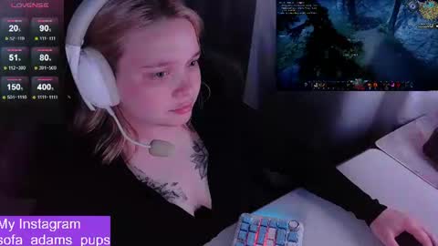 Snapshot of _sofia_adam_ chatting on 06-19-26, 06:23 pups online show from 06-19-26, 06:23