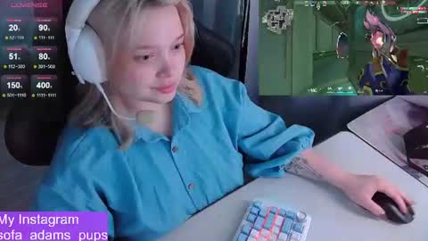 Snapshot of _sofia_adam_ chatting on 06-22-26, 11:07 pups online show from 06-22-26, 11:07