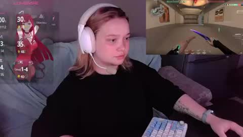 Snapshot of _sofia_adam_ chatting on 07-11-26, 11:35 pups online show from 07-11-26, 11:35