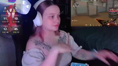 Snapshot of _sofia_adam_ chatting on 07-24-26, 05:16 pups online show from 07-24-26, 05:16