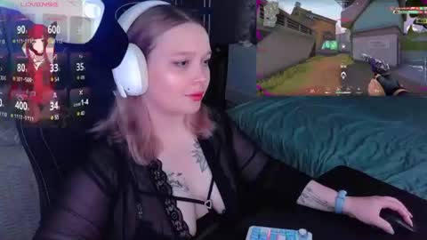 Snapshot of _sofia_adam_ chatting on 07-27-26, 04:19 pups online show from 07-27-26, 04:19