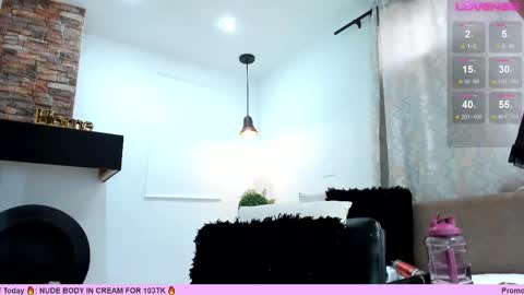 Snapshot of _sofia_cruz chatting on 02-10-25, 08:10 640 200 online show from 02-10-25, 08:10