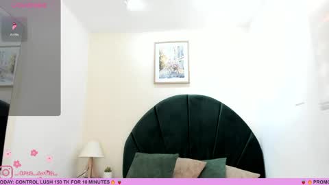 Snapshot of _sofia_cruz chatting on 05-27-26, 07:33 640 200 online show from 05-27-26, 07:33