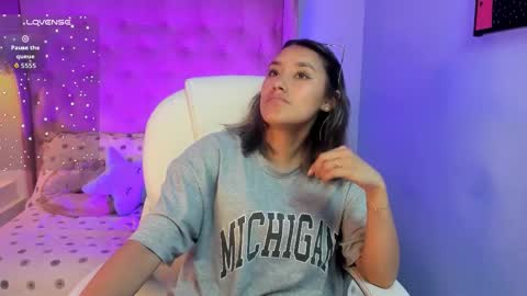 Sophie  online show from 02-13-26, 09:33