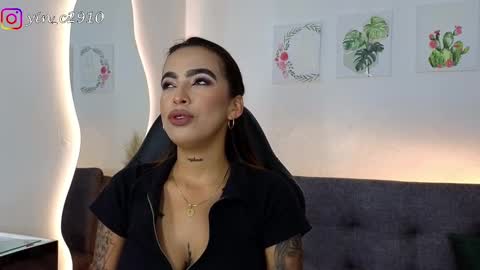 Snapshot of _sophiebrown__ chatting on 12-04-24, 10:08 Andrea The Next Stream Wednesday online show from 12-04-24, 10:08