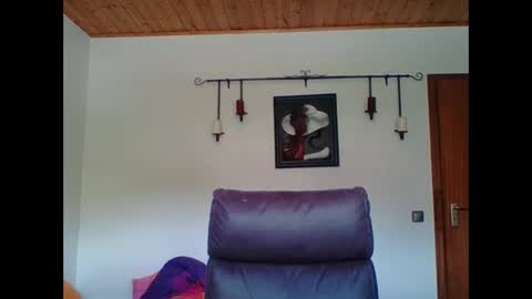 Snapshot of _squirty_pussyyy_ chatting on 09-13-25, 10:26 Melisa online show from 09-13-25, 10:26