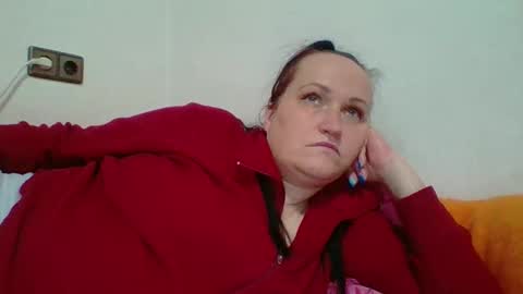 Snapshot of _squirty_pussyyy_ chatting on 09-17-25, 05:36 Melisa online show from 09-17-25, 05:36