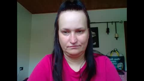 Snapshot of _squirty_pussyyy_ chatting on 09-20-25, 07:31 Melisa online show from 09-20-25, 07:31