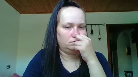 Snapshot of _squirty_pussyyy_ chatting on 09-22-25, 08:27 Melisa online show from 09-22-25, 08:27