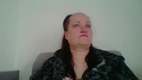 Snapshot of _squirty_pussyyy_ chatting on 10-18-25, 06:37 Melisa online show from 10-18-25, 06:37
