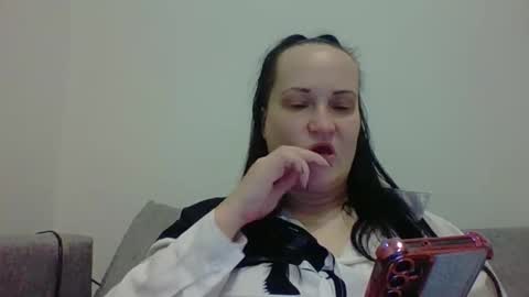 Snapshot of _squirty_pussyyy_ chatting on 10-29-25, 06:04 Melisa online show from 10-29-25, 06:04