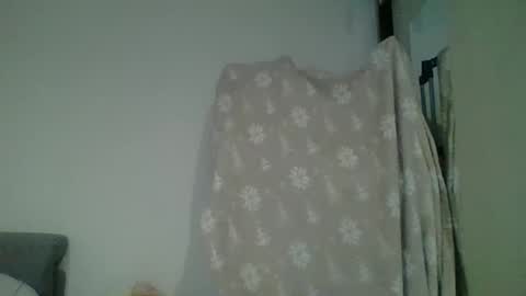 Snapshot of _squirty_pussyyy_ chatting on 11-12-25, 06:30 Melisa online show from 11-12-25, 06:30