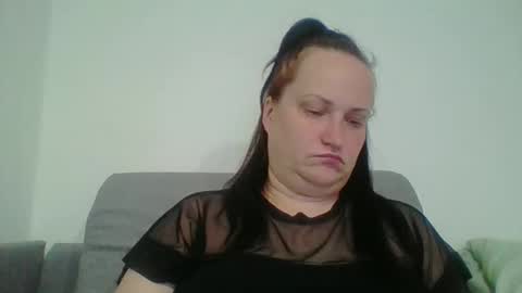Snapshot of _squirty_pussyyy_ chatting on 11-13-25, 08:08 Melisa online show from 11-13-25, 08:08