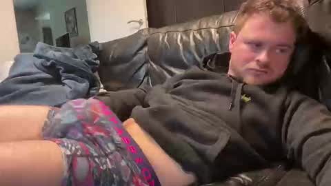 Snapshot of _stevie___ chatting on 02-09-25, 02:40 _stevie___ online show from 02-09-25, 02:40