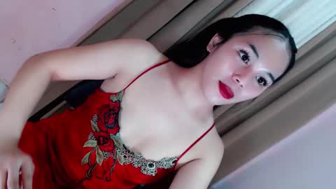 Snapshot of _suckandcum69 chatting on 03-26-26, 12:11 Eilachloe online show from 03-26-26, 12:11