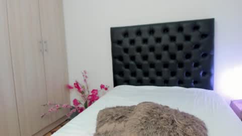 Sussi online show from 01-29-25, 04:41