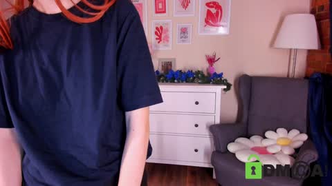 Snapshot of _suunbeam_ chatting on 01-08-25, 08:27 Sun online show from 01-08-25, 08:27