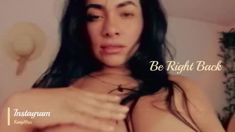 Snapshot of _sweet_kitty1 chatting on 10-11-25, 12:15 online show from 10-11-25, 12:15