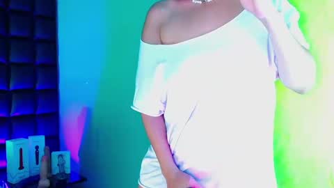 Snapshot of _sweet_kuromi chatting on 12-12-24, 07:19 Kuromi online show from 12-12-24, 07:19