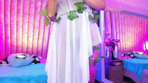 Snapshot of _sweet_kuromi chatting on 02-02-25, 05:26 Kuromi online show from 02-02-25, 05:26