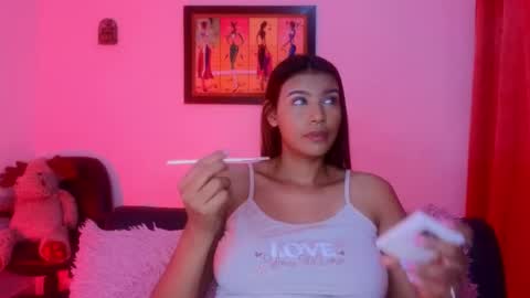   0900 p.m a 0500 a.m Colombia time UTC -5  online show from 02-27-26, 02:22