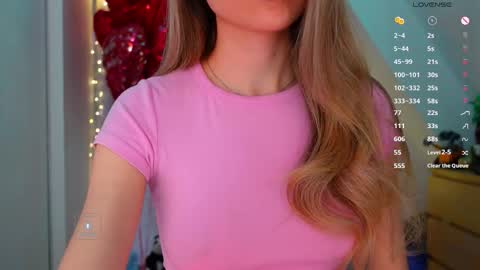 Snapshot of _sweetcams_ chatting on 02-27-26, 07:30 Dasha online show from 02-27-26, 07:30