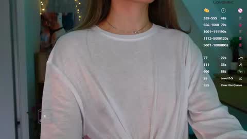 Snapshot of _sweetcams_ chatting on 06-21-26, 07:55 Dasha online show from 06-21-26, 07:55