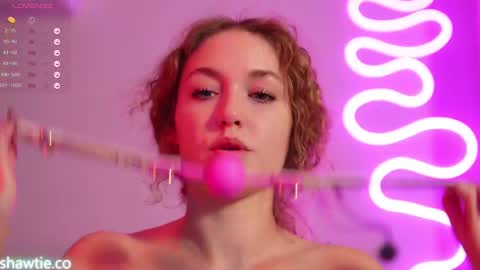 Taylor online show from 01-25-25, 03:09